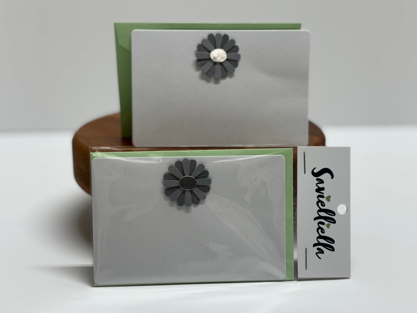 Note Light Green and Gray