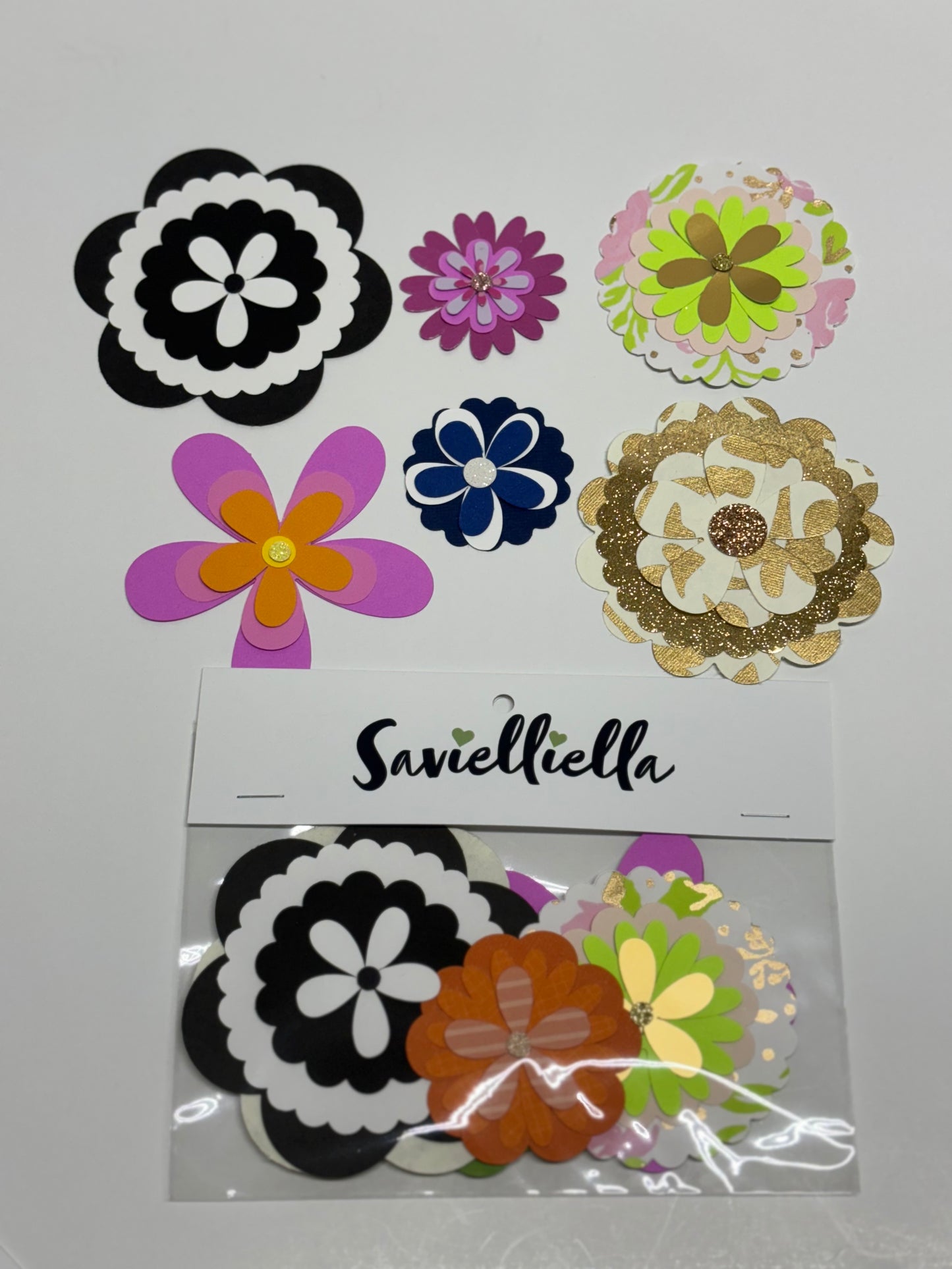 Bag of 6 Paper Flowers Set 3