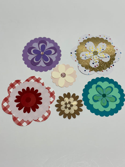Bag of 6 Paper Flowers Set 2