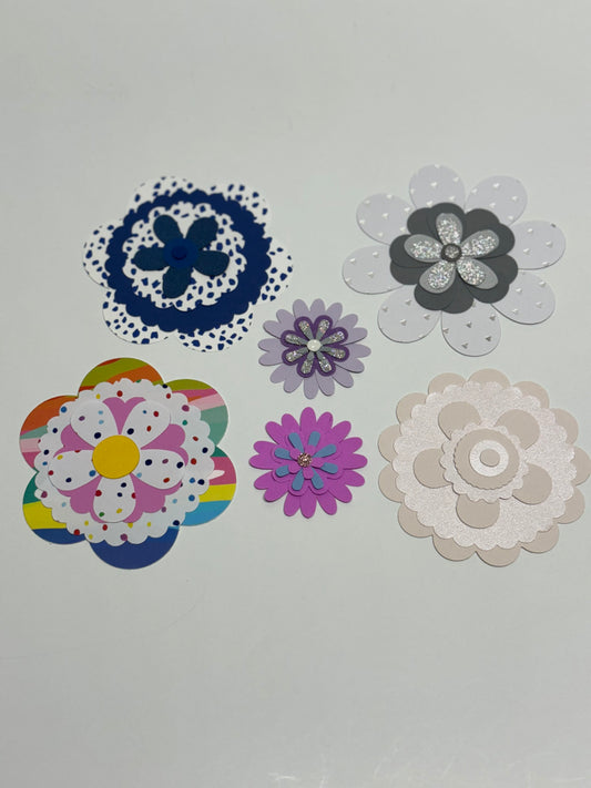 Bag of 6 Paper Flowers Set 1
